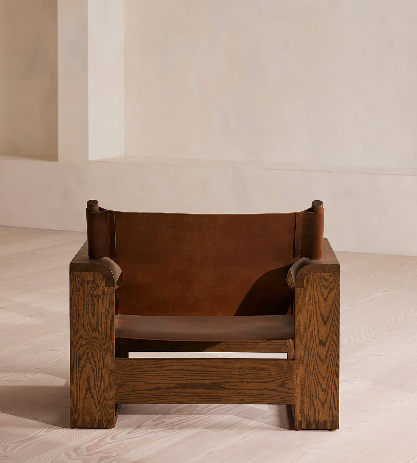 Nara Lounge Chair
