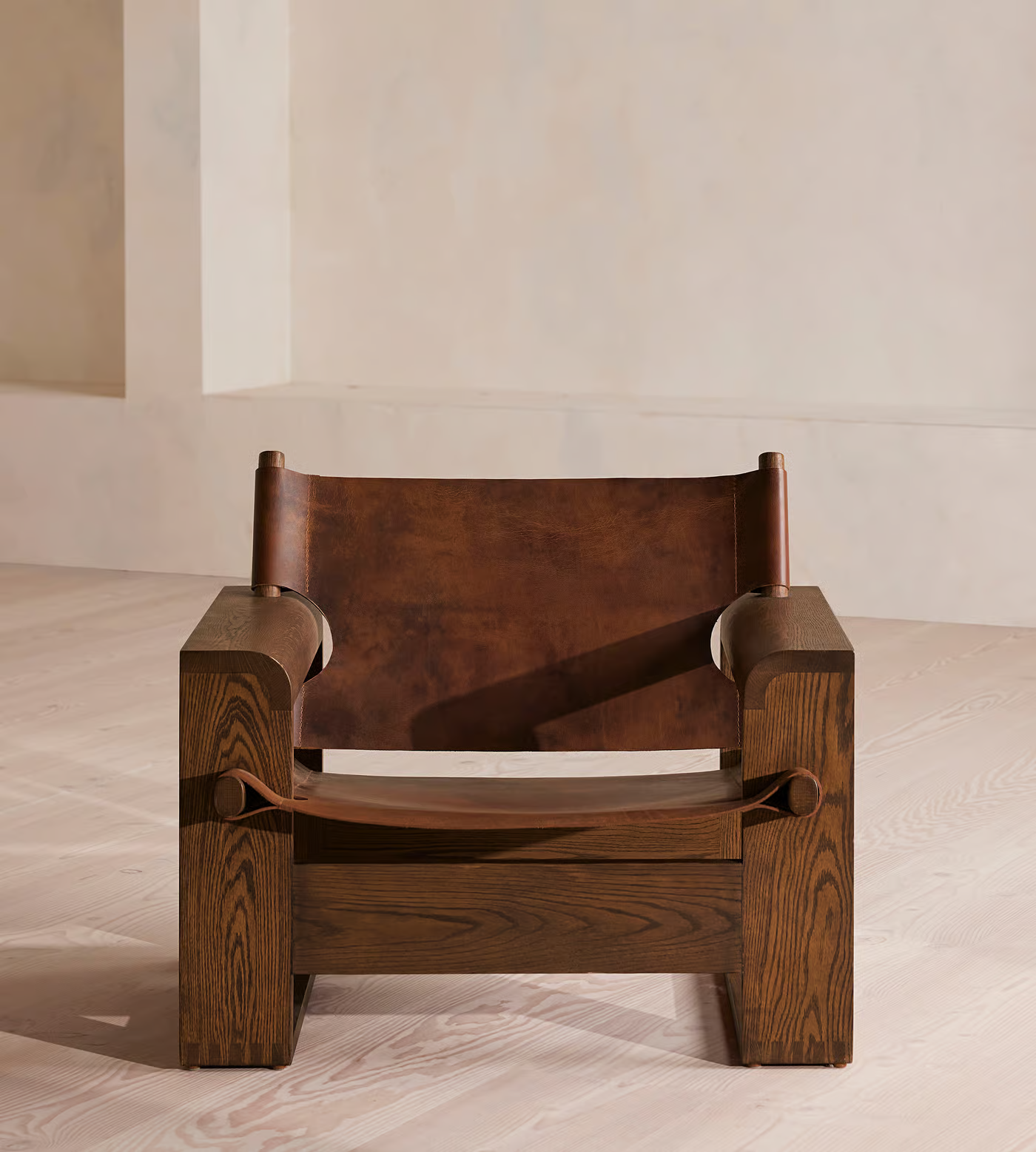 Nara Lounge Chair