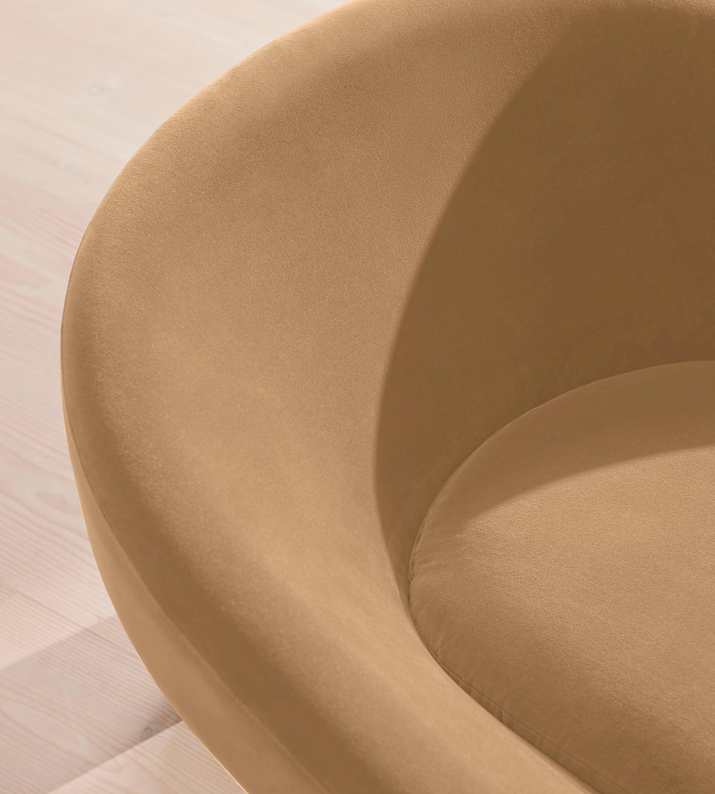 Kova Lounge Chair